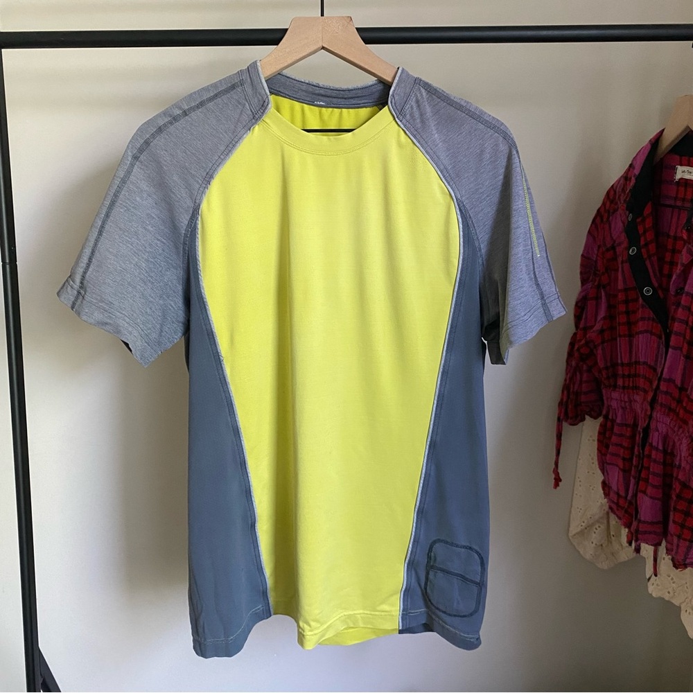 Lululemon‎ Short Sleeve